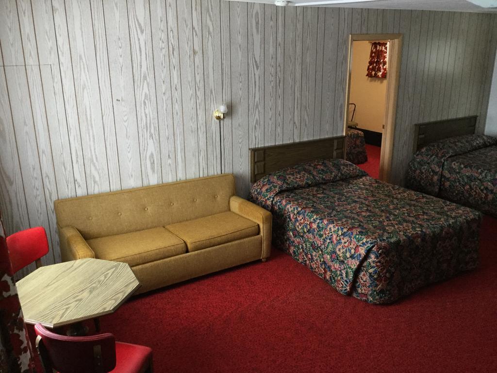 Cedars Motel Ironwood Eksteriør bilde