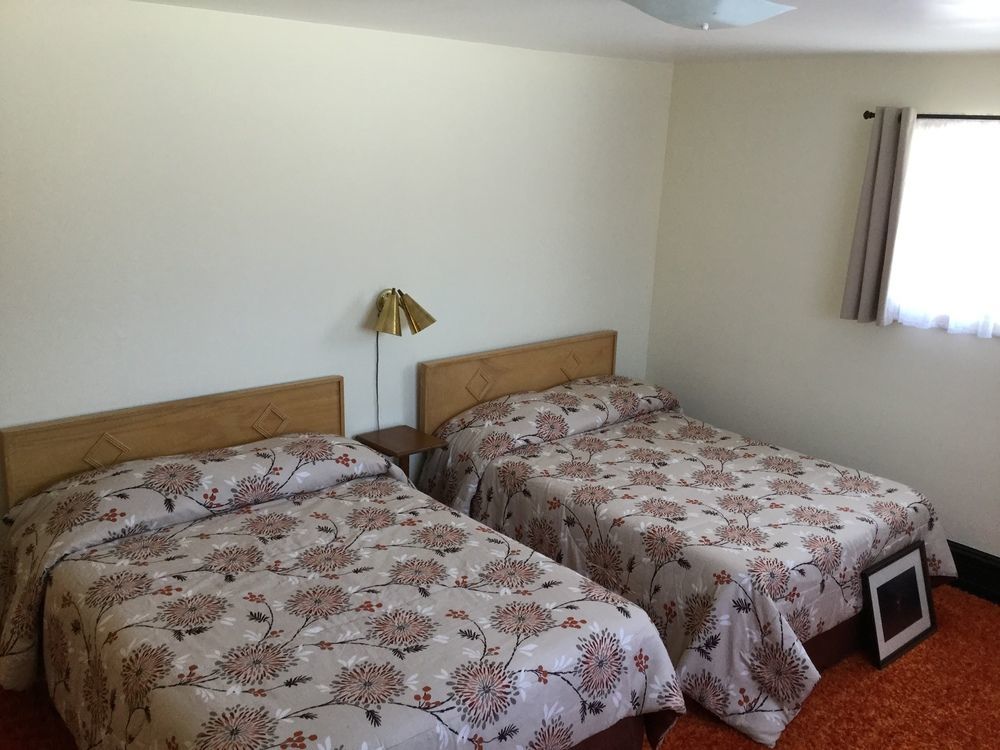 Cedars Motel Ironwood Eksteriør bilde