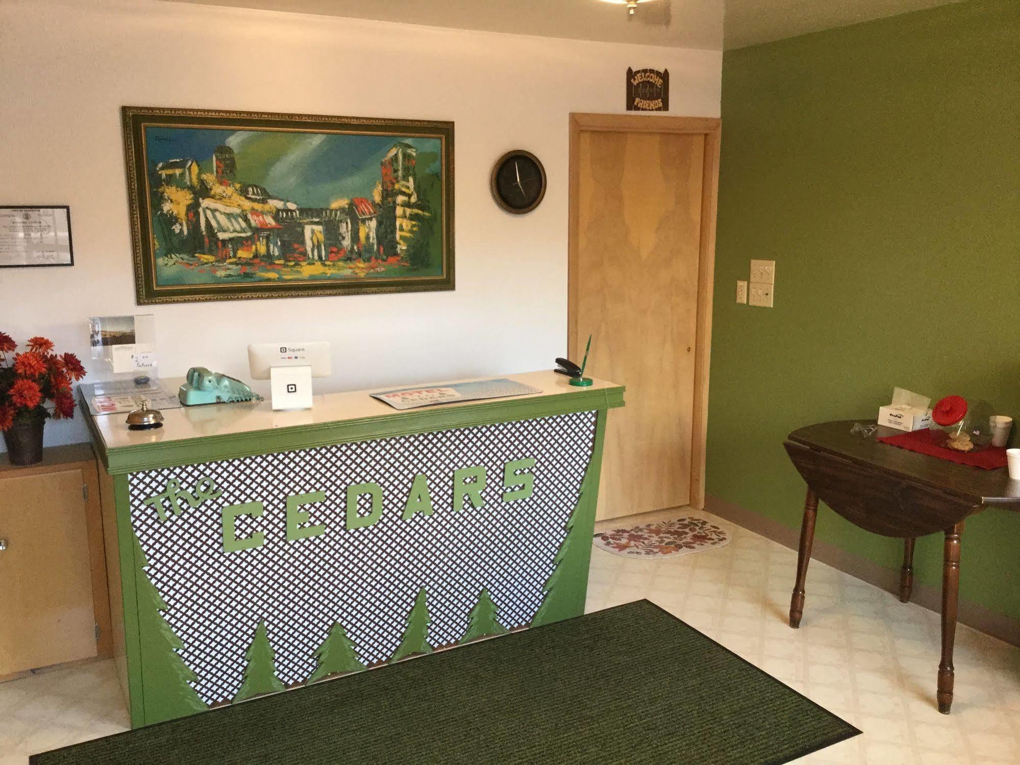 Cedars Motel Ironwood Eksteriør bilde